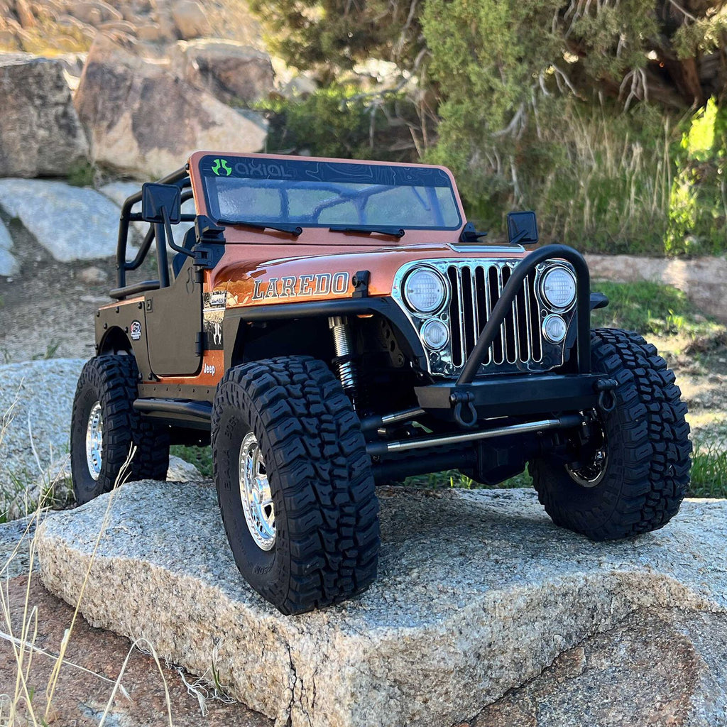 AXI03008V2T2 Axial 1/10 SCX10 III Jeep CJ-7 4X4 RTR Brushed Crawler -