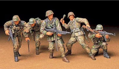 TAM35196 GERMAN FRONT-LINE INFANTRYMEN