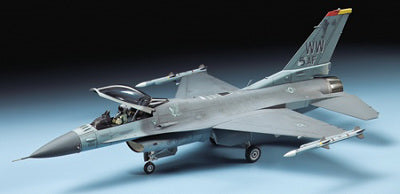 TAM60786 1/72 F-16CJ FIGHTING FALCON