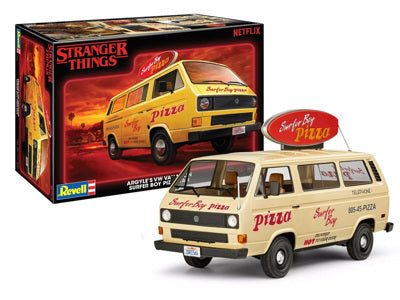 RMX854559 1:25 VW T3 PIZZA VAN - STRANGER THINGS