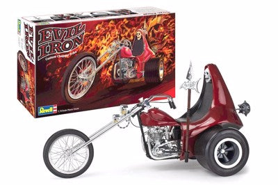 RMX857325 1:8 EVIL IRON TRIKE