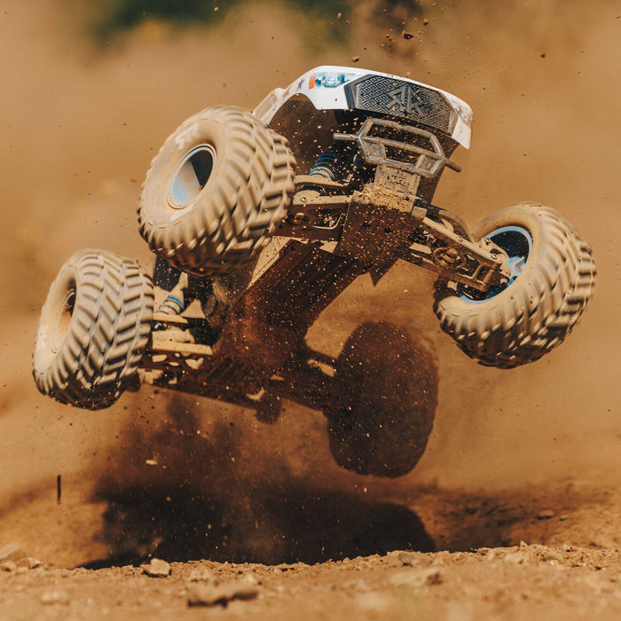 ARA3530SFFT1 Arrma 1/10 Freedom Flyer 223S 2WD RTR (B&C Incl) - White