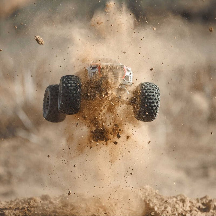 ARA4302V4T2 1/10 GRANITE 223S DSC 4X4 RTR Brushless Monster Truck, Red*FOR THIS TRUCK THE EXTRA BATTERY PART NUMBER IS SPMX53S50H5 **if you order from this promotion it is final sale