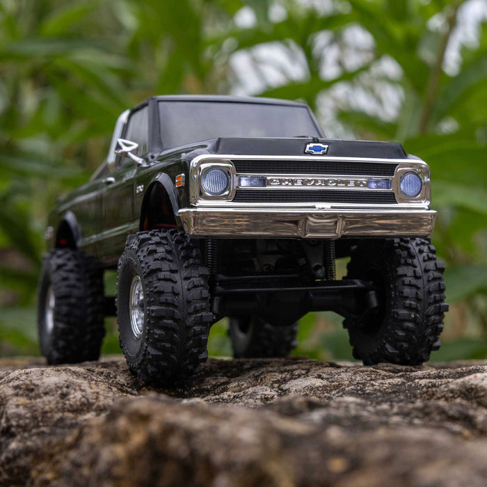 AXI-2260T2 Axial 1/30 SCX30 Chevrolet K10 Brushed 4x4 RTR (B&C Incl) black **FOR EXTRA BATTERY ORDER #SPMX-1122