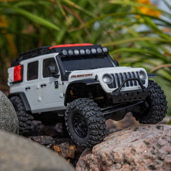 AXI-2261T2 Axial 1/30 SCX30 Jeep Wrangler JLU 4X4 RTR Brushed Rock (Battery & Charger Included) - White