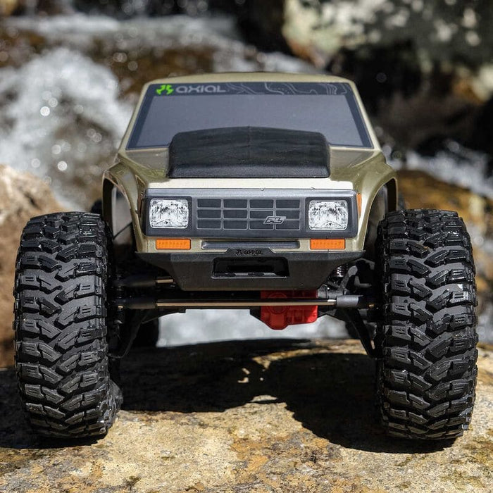 AXI-3071 1/10 SCX10 III Coyote 4X4 RTR Rock Crawler (Battery & Charger Included), Gold