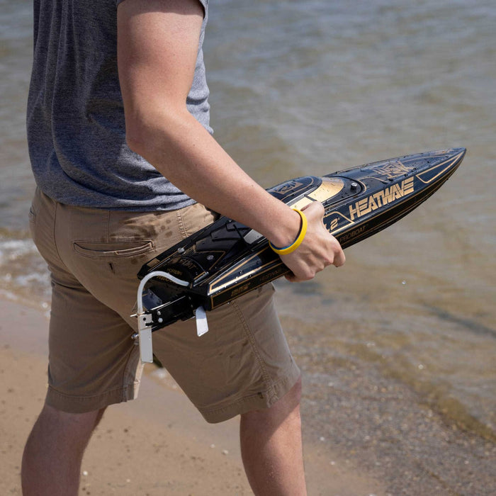 PRB08041V2T1  Heatwave Recoil 2 V2 26 Self-Righting, Brushless: RTR (Sold Separately extra battery please ORDER SPMX32003S30)