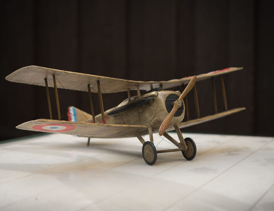 GUI102 Guillow's 100 Series Spad VII 1/17 Balsa Wood Model Kit (1)