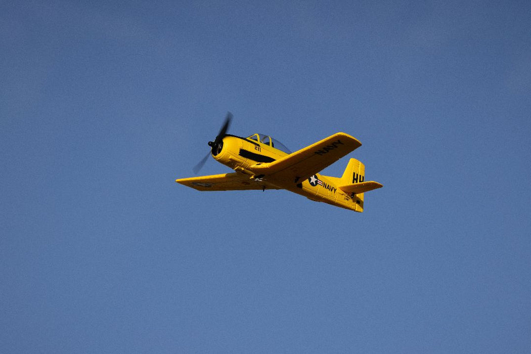 HBZ-1228 HobbyZone T-28 Trojan 450mm RTF with SAFE (FOR A EXTRA BATTERY PLEASE ORDER (FOR A EXTRA BATTERY PLEASE ORDER HBZ-1266)
