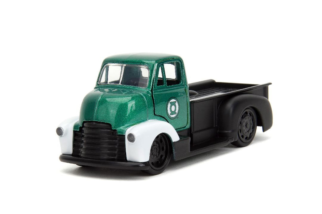 JAD33093 Jada 1/32 "Hollywood Rides" DC Comics 1952 Chevy COE Pickup w/Green Lantern