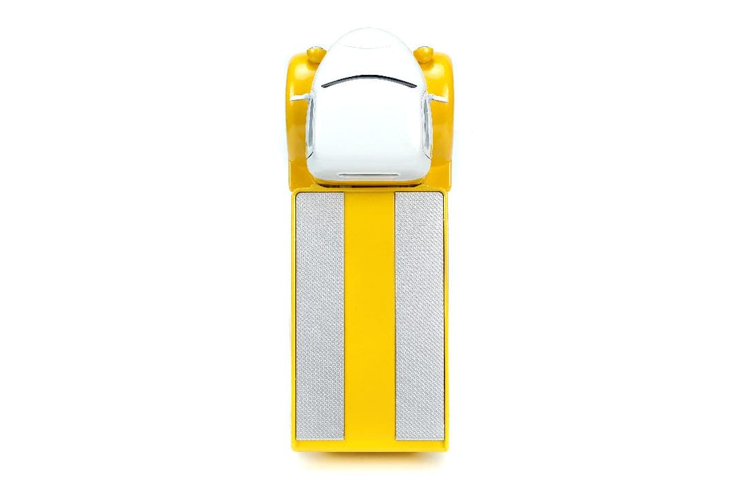 JAD33425 Jada 1/24 "Hollywood Rides" Mars 1947 Ford COE Flatbed with Yellow M&M's