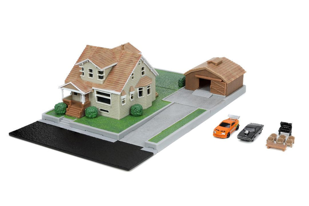 JAD33668 Jada Nano "Hollywood Rides" Diorama Dom's House Charger & Supra