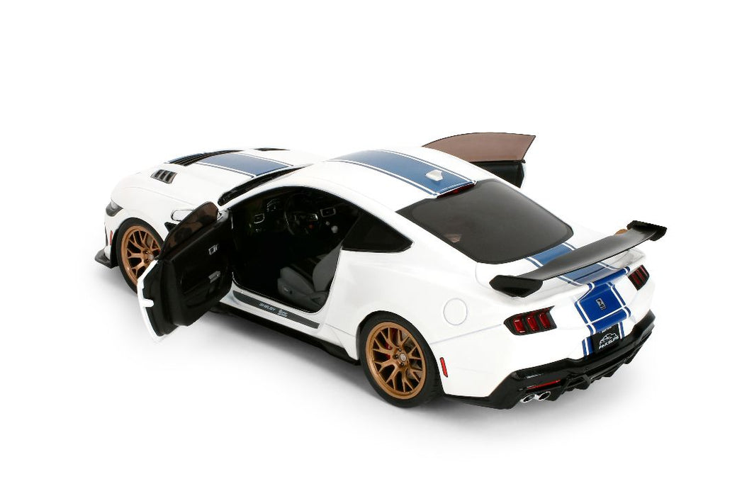 JAD36470 Jada 1/18 PINK SLIPS W8 - 2025 Ford Mustang Super Snake