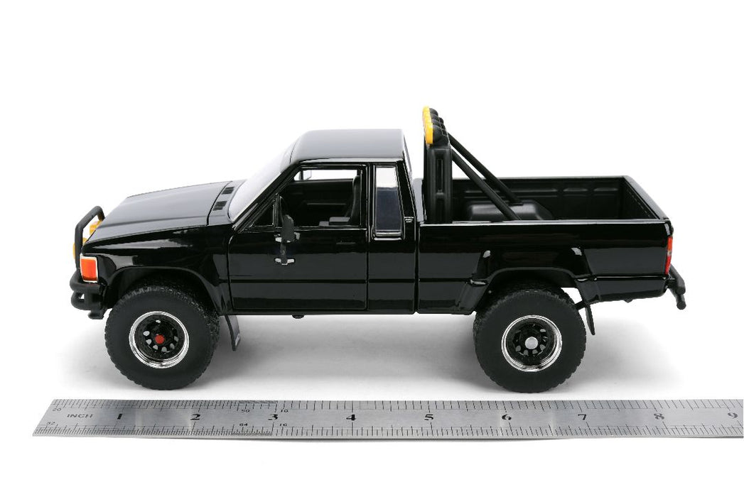 JAD36479 Jada 1:24 HWR - BTTF 1985 Toyota SR5 w/Marty's Skateboard