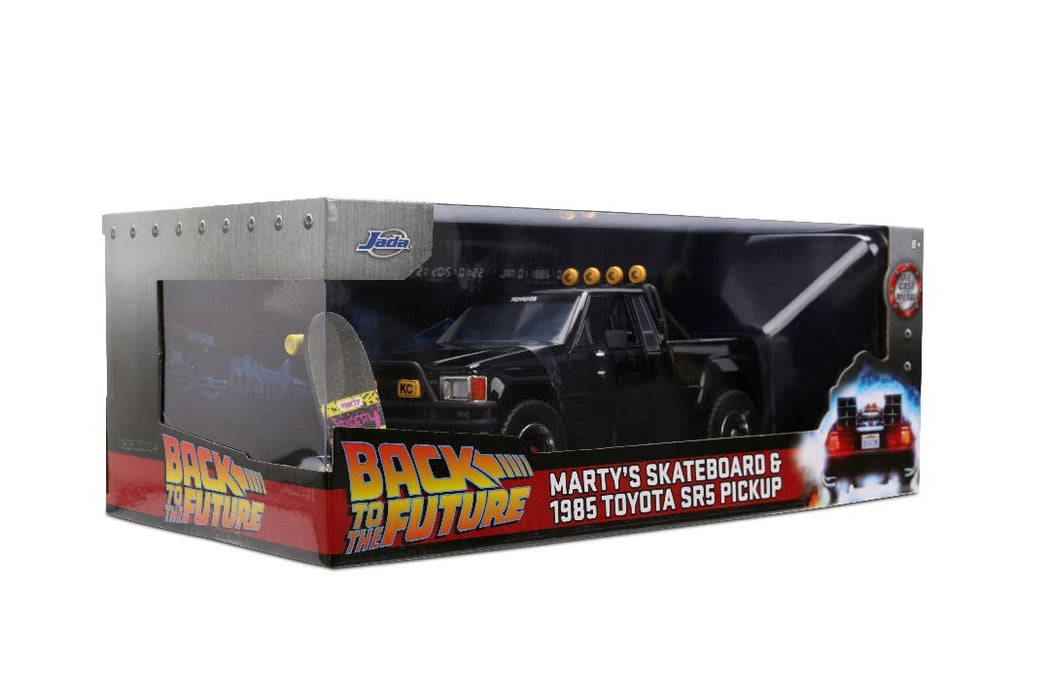 JAD36479 Jada 1:24 HWR - BTTF 1985 Toyota SR5 w/Marty's Skateboard