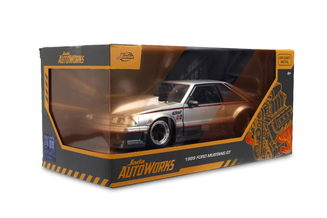 JAD38347 Jada 1/24 AutoWorks - 1989 Ford Mustang GT