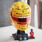 LEG43022 LEGO Editions Scuderia Ferrari HP Lewis Hamilton Helmet 884pcs