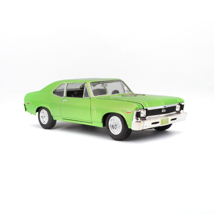 MAI31262 Maisto 1/24 SE 1970 Chevrolet Nova SS (Metallic Lime Green)