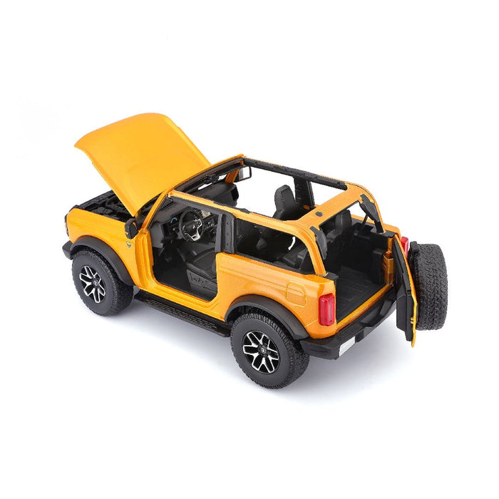 MAI31457 Maisto 1/18 SE 2021 Ford Bronco Badlands (w/o drs) (Orange)