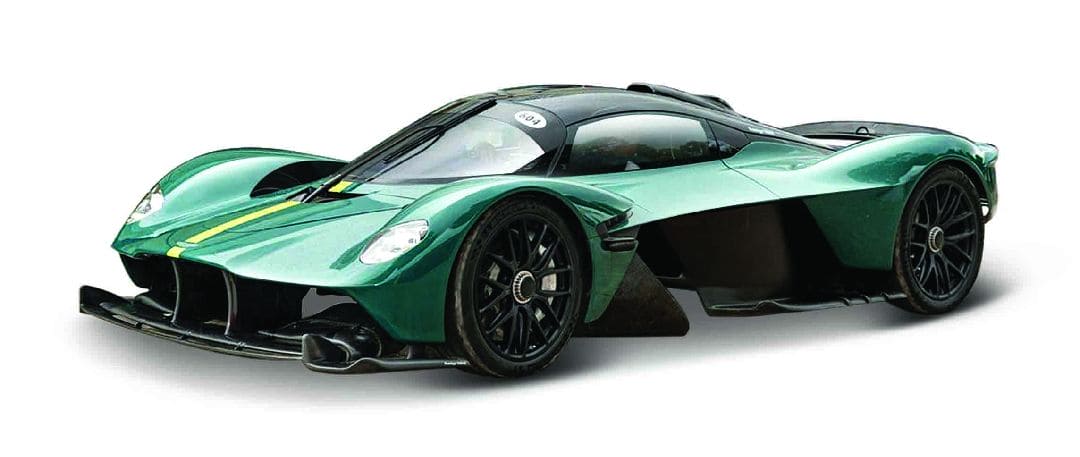 MAI31465 Maisto 1/18 SE 2022 Aston Martin Valkyrie (Green)