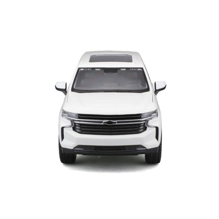 MAI31533 Maisto 1/24 SE 2021 Chevrolet Tahoe (White)