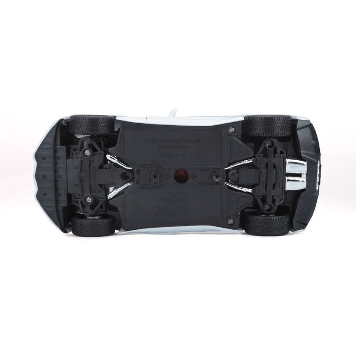 MAI31677 Maisto 1/18 SE 2014 Chevrolet Corvette Stingray Z51 (White)