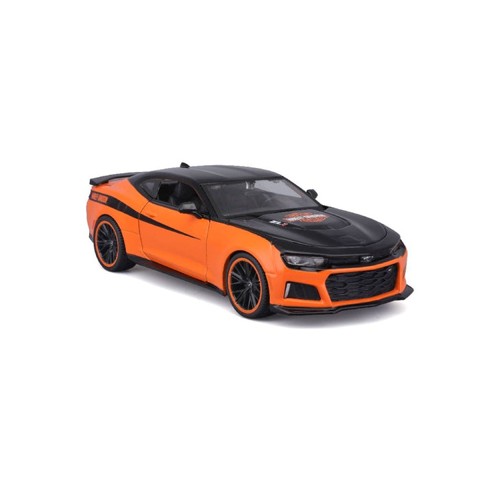MAI32271 Maisto 1/24 H-D Custom 2017 Chevrolet Camaro ZL1 (Black/Orange)