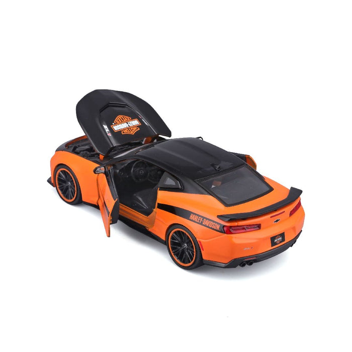 MAI32271 Maisto 1/24 H-D Custom 2017 Chevrolet Camaro ZL1 (Black/Orange)