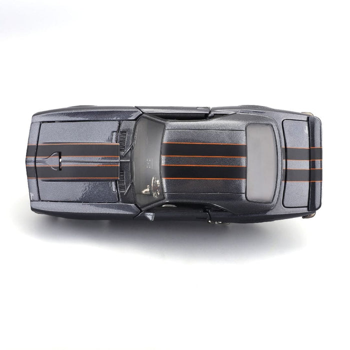 MAI32273 Maisto 1/24 H-D Custom 1968 Chevrolet Camaro (Met. Gray)