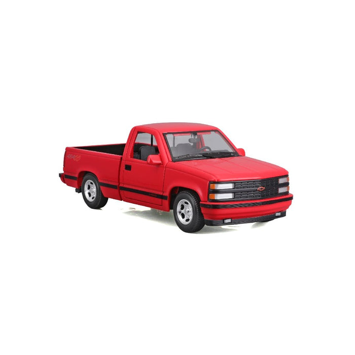 MAI32901 Maisto 1/24 SE 1993 Chevrolet 454 SS Pick-up Truck (Red)