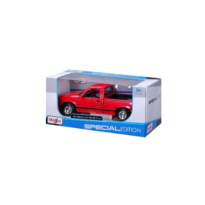 MAI32901 Maisto 1/24 SE 1993 Chevrolet 454 SS Pick-up Truck (Red)