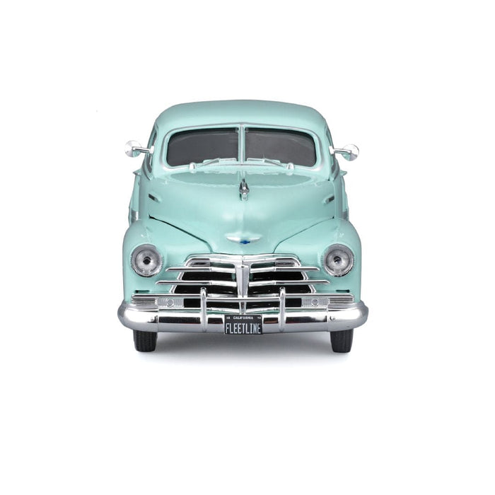 MAI32921-GREEN Maisto 1/24 SE 1948 Chevrolet Fleetline Aerosedan - Light Green