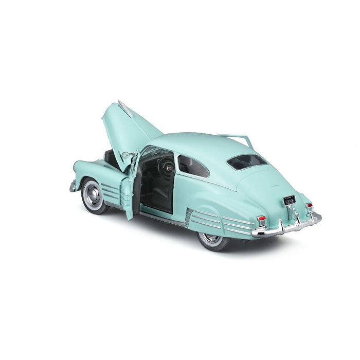 MAI32921-GREEN Maisto 1/24 SE 1948 Chevrolet Fleetline Aerosedan - Light Green