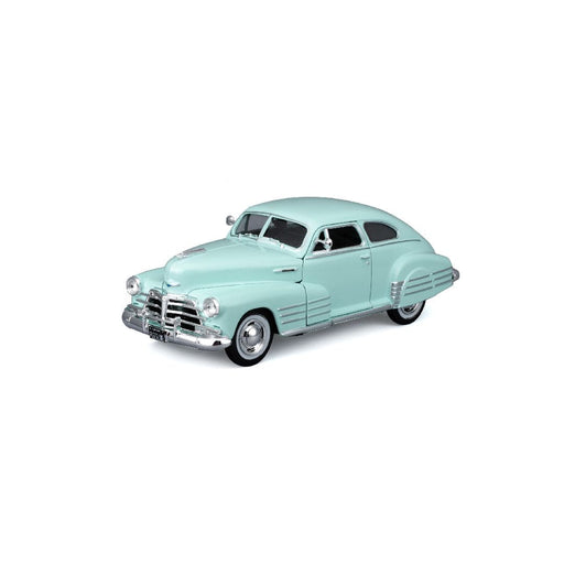 MAI32921-GREEN Maisto 1/24 SE 1948 Chevrolet Fleetline Aerosedan - Light Green
