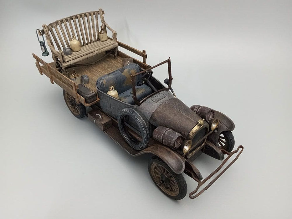 MPC988/12 AMT 1/25 Granny's Hot Rod George Barris