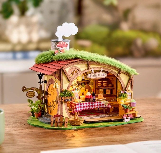 ROEDG184 Rolife Fluffy Grove DIY Miniature House Kit