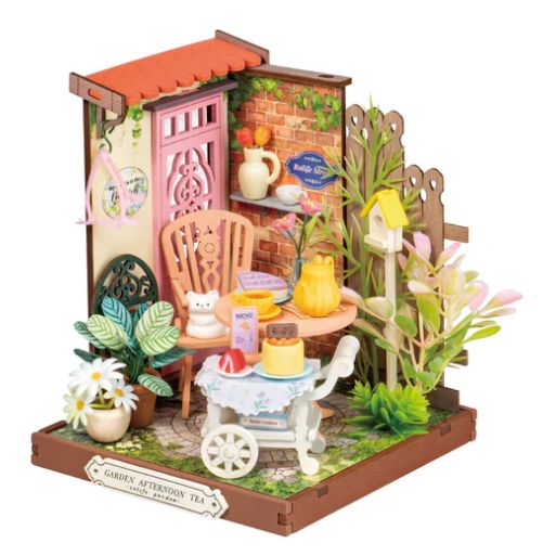 ROEDS038 Rolife Fancy Tea Yard DIY Miniature House Kit
