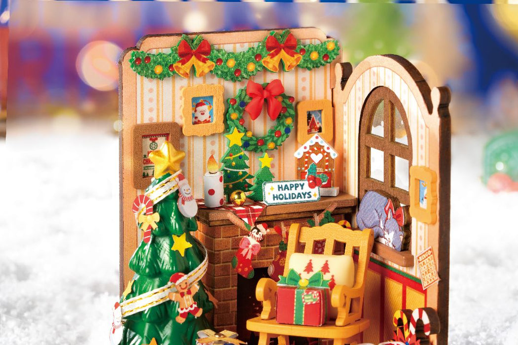 ROEDS041 Rolife Christmas Fireplace DIY Miniature Doll House Kit