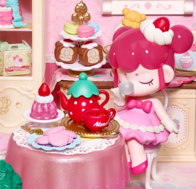 ROEDWL07 Rolife Nanci's Strawberry Teatime DIY Plastic Minature House