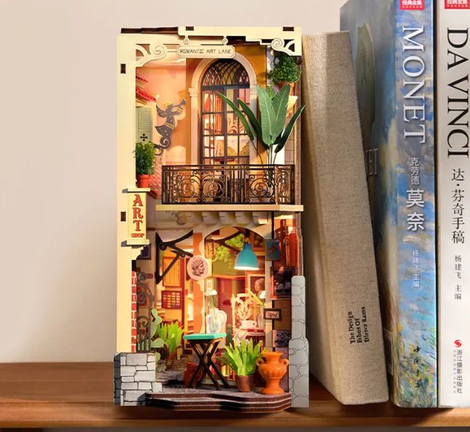 ROETGB20 Rolife Romantic Art Lane DIY Book Nook