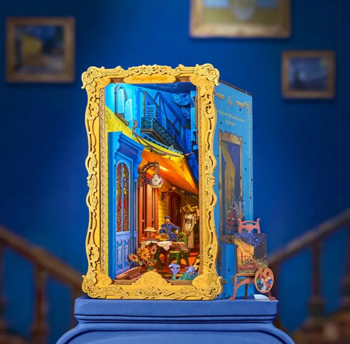 ROETGB25 Rolife Starry Night Café DIY Book Nook