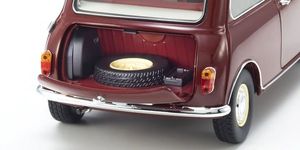 KYO08964R 1/18 Scale Morris Mini Minor Cherry Red Model Diecast Car