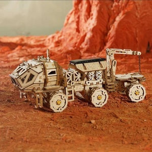 ROELS504 Space Hunting; Navitas Rover (Hermes Rover)