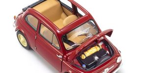 KYO08966R 1/18 Fiat Nuova 500 Diecast Model, Coral Red