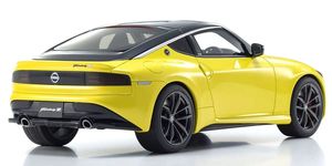 KYOKSR18056Y Kyosho Samurai Diecast 1/18 Nissan Fairlady Z (Yellow)