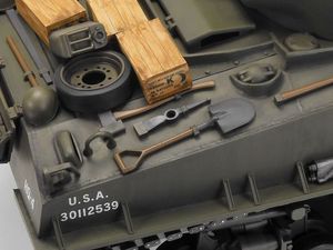 TAM56048 1/16 R/C M4 Sherman 105mm Howitzer (Mechanical Steering System)