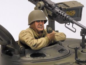 TAM56048 1/16 R/C M4 Sherman 105mm Howitzer (Mechanical Steering System)