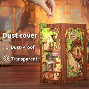 CUBDY03B Squirrel Collector Book Nook