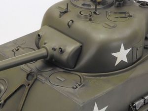 TAM56048 1/16 R/C M4 Sherman 105mm Howitzer (Mechanical Steering System)