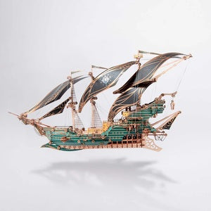 HOWS735 Future Sailing Ship - Green